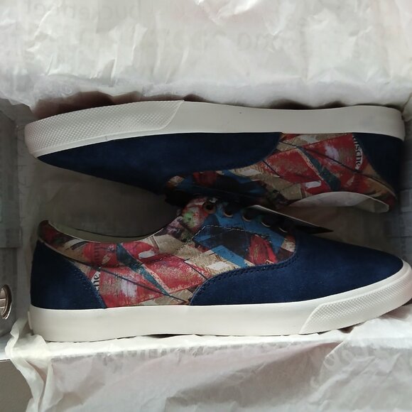 Bucketfeet - Four Walls - Designer Lex Nico - Brand New w/tags - Picture 3 of 6